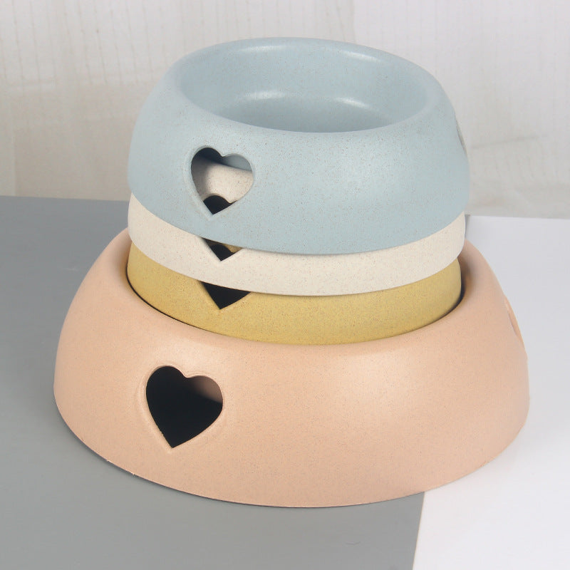 Practical heart food bowl in soft colors