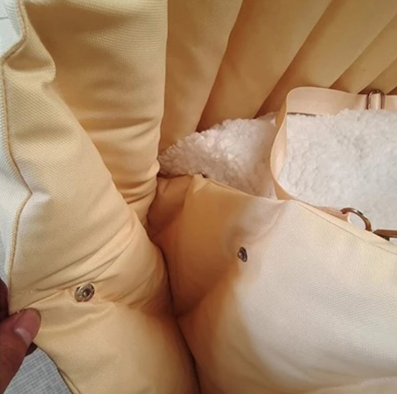 2-in-1 padded dog bag that easily converts into a comfortable car bed